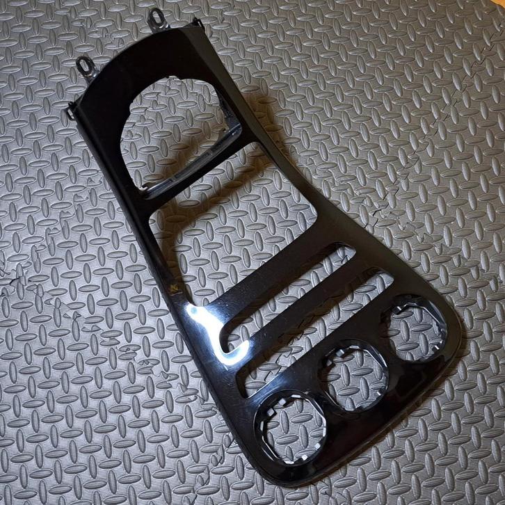 Console centrale Mercedes‑Benz Classe C W205, Autos : Pièces & Accessoires, Habitacle & Garnissage, Mercedes-Benz, Utilisé, Enlèvement ou Envoi