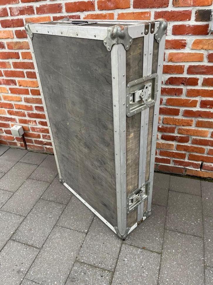 Flightcase DJ booth pick-up, Muziek en Instrumenten, Behuizingen en Koffers, Gebruikt, Overige instrumenten, Flightcase, Ophalen