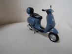 Formidabele scooter van het type Vespa/Piaggio, schaalmodel, Ophalen of Verzenden