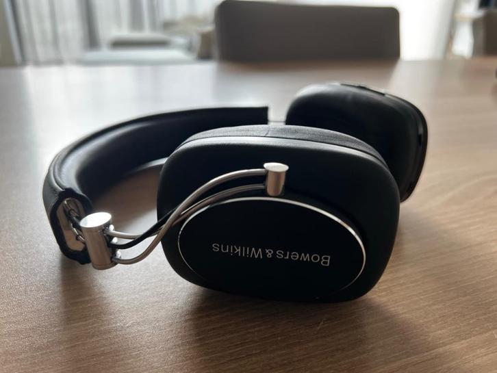 Bowers & Wilkins P7 Wireless hoofdtelefoon - topstaat!, Audio, Tv en Foto, Hoofdtelefoons, Zo goed als nieuw, Over oor (circumaural)