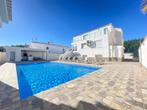 Modern gerenoveerde vrijstaande villa /zwembad  garage  6slk, Immo, Buitenland, Overige, Torrevieja, Spanje, 6 kamers