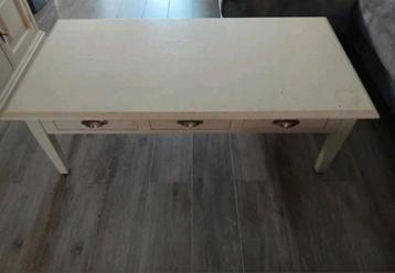 Salontafel met schuiven. beschikbaar voor biedingen