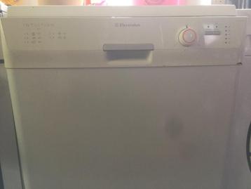 Lave-vaisselle Electrolux Intuition ESF63020