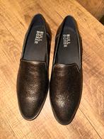 Ballerina's, Bull boxer, Bruin, Gedragen, Ballerina's