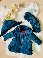 Mooie winterjas met afneembare kap en bontje van Le chic, Kinderen en Baby's, Babykleding | Maat 80, Ophalen of Verzenden, Zo goed als nieuw