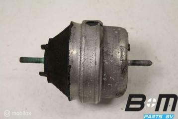 Motorsteun VW Passat 3B Variant 8D0199379M, Utilisé