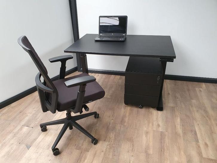 Zwart zit/sta bureau edition elektrisch verstelbaar (12580), Divers, Accessoires de bureau, Enlèvement ou Envoi