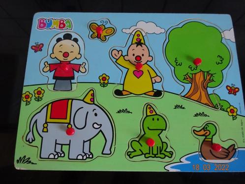 Studio 100 Bumba inlegpuzzel  Bumba is samen met ...., Kinderen en Baby's, Speelgoed | Kinderpuzzels, Ophalen of Verzenden
