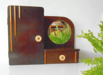 Art Deco toiletkastje beschikbaar voor biedingen