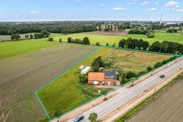 DEELS GERENOVEERDE HOEVE OP 93A 34CA TE GEEL! beschikbaar voor biedingen
