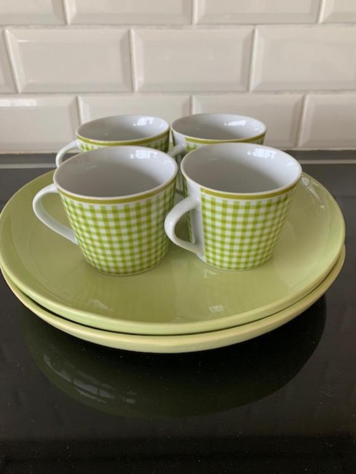 Set groene kopjes en bordjes (8-delig)-  nieuwstaat, Huis en Inrichting, Keuken | Servies, Nieuw, Ophalen