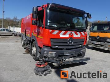 Veegwagen Mercedes Atego 1324 (2020-20.064 km) beschikbaar voor biedingen
