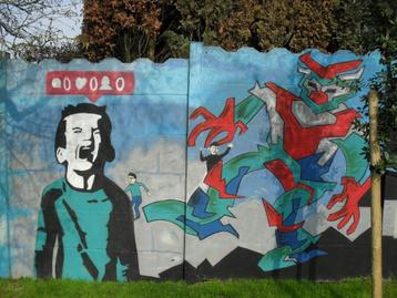 Heb je saaie tuinmuren,graffiti stijl beschikbaar voor biedingen