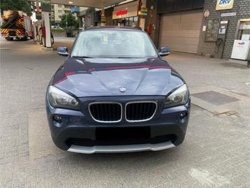 BMW X1 van 2012 benzine  2.0 cc euro5, 129000 km . beschikbaar voor biedingen