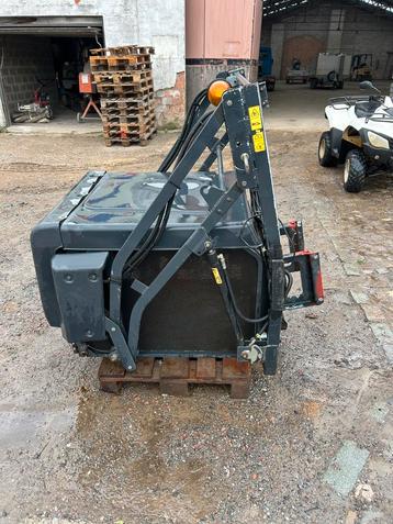 Iseki sxg 19 22 323 326 container met hoge afvoer beschikbaar voor biedingen
