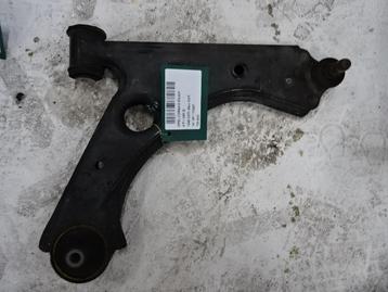 BRAS DE SUSPENSION AVANT DROIT (TRIANGLE) Opel Corsa D, Autos : Pièces & Accessoires, Utilisé, Opel