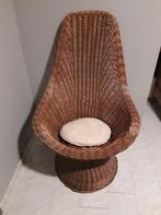 Grote rieten stoel in perfecte staat, Huis en Inrichting, Stoelen, Ophalen, Gebruikt, Bruin, Riet of Rotan