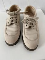 Schoene Hogan maat 39,5. Kleur beige., Ophalen of Verzenden, Beige
