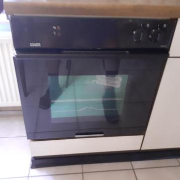 Oven inbouw, weinig gebruikt, zeer goede staat, bieden kan beschikbaar voor biedingen