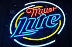 Miller Lite neon reclame, Verzamelen, Ophalen, Zo goed als nieuw, Lichtbak of (neon) lamp