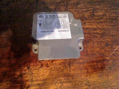 Airbag Module van een Volkswagen Passat, Auto-onderdelen, Elektronica en Kabels, Volkswagen, Gebruikt, 3 maanden garantie, Ophalen of Verzenden