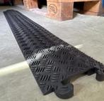 Rampe passe-câble 1 canal – Lot de 3 protections de câbles, Musique & Instruments, Envoi, Neuf, Appareillage