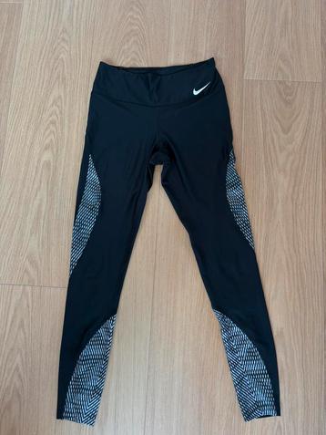 Sportlegging Nike maat S beschikbaar voor biedingen