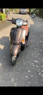 Kymco Like 125 cc, Fietsen en Brommers, Ophalen, 125 cc, Zo goed als nieuw, Like