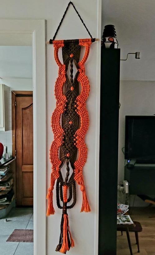 Vintage macramé hanger bruin/oranje, Antiek en Kunst, Curiosa en Brocante, Ophalen