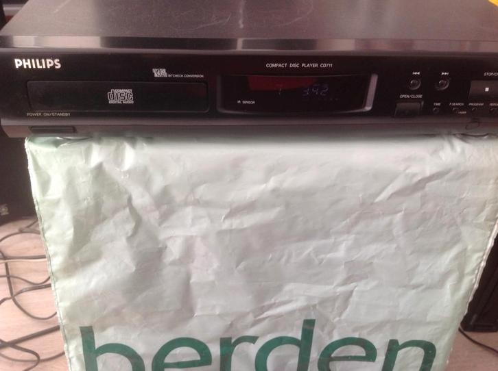 Compact Disc Player =Philips CD711,,Philips CD600, TV, Hi-fi & Vidéo, Lecteurs CD, Comme neuf, Philips, Portable, Enlèvement ou Envoi