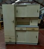 Vintage keukenkast met schuifdeuren en lades = 150 EUR, Huis en Inrichting, Ophalen, Zo goed als nieuw