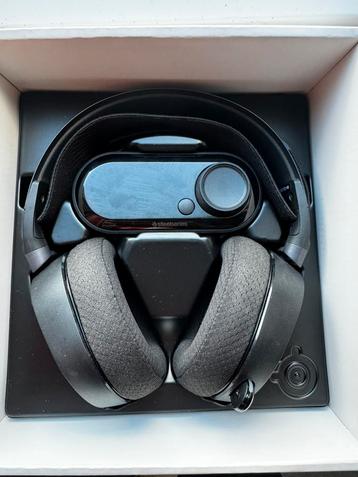 Steelseries arctis pro + gamedac beschikbaar voor biedingen