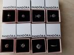 Te koop : PANDORA juwelen, Comme neuf, Pandora, 4 bracelets à breloques ou plus, Enlèvement