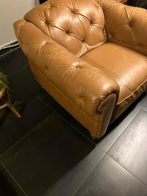 Canapé Natuzzi type chesterfield, Huis en Inrichting, Zetels | Zetels en Chaises Longues, Gebruikt, Eenpersoons, Minder dan 150 cm