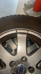 Banden en velgen volvo v50, Auto-onderdelen, Banden en Velgen, Ophalen of Verzenden, Band(en)