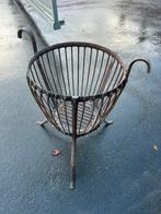Oude smeedijzeren vuurkorf. Mooi model, Tuin en Terras, Ophalen, Gebruikt, Vuurkorf