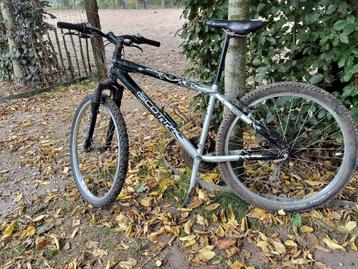 MTB jeugd beschikbaar voor biedingen