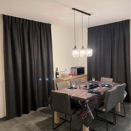 Tentures occultantes couleur anthracite, Maison & Meubles, Ameublement | Rideaux & Stores à lamelles, Utilisé, 150 à 200 cm, 200 cm ou plus