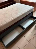 BED + MATRAS 200 MOET SNEL WEG!, Ophalen, Zo goed als nieuw, Twijfelaar