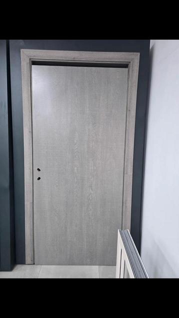 PORTES INTÉRIEURES  beschikbaar voor biedingen