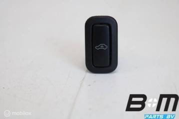 Schakelaar voor alarmsysteem VW Polo 9N3 beschikbaar voor biedingen