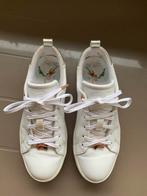 Witte sneakers merk Ted Beaker maat 35, Kinderen en Baby's, Kinderkleding | Schoenen en Sokken, Ophalen, Meisje, Zo goed als nieuw