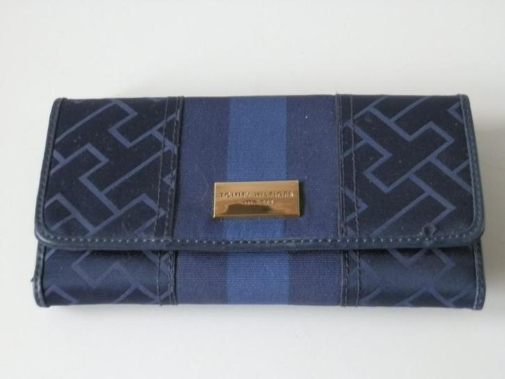Tommy Hilfiger portemonnee ., Handtassen en Accessoires, Portemonnees, Zo goed als nieuw, Overige merken, Overige kleuren, Ophalen of Verzenden