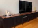 IKEA FJÄLLBO TV-meubel - Industrieel | Massief hout & metaal, Huis en Inrichting, Kasten |Televisiemeubels, Ophalen, Zo goed als nieuw