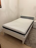 Cadre de lit + sommier + matelas + table de nuit, Maison & Meubles, Chambre à coucher | Lits, Comme neuf, Enlèvement, 120 cm, Blanc
