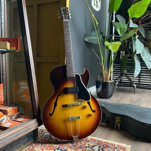 Gibson ES-225T Sunburst 1957, Muziek en Instrumenten, Snaarinstrumenten | Gitaren | Elektrisch, Gibson, Ophalen of Verzenden