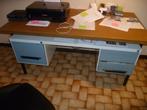 OUDE METALEN BUREAU, Ophalen