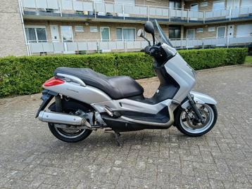 MBK Skycruiser 125cc 2010 avec quelques kilomètres en bon ét, Particulier