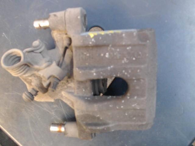 Étrier arrière gauche Volvo V40 1.6D2 84kw 2012-2017, Autos : Pièces & Accessoires, Freins & Transmission, Volvo, Utilisé, Enlèvement