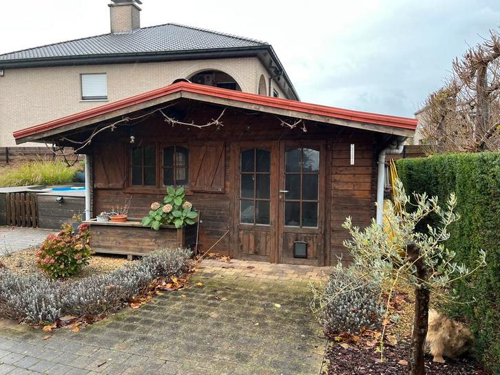 Houten tuinhuis, Tuin en Terras, Tuinhuizen, Gebruikt, Tuinhuis, Hout, 500 cm of meer, 400 cm of meer, 3 ramen of meer, Met overkapping